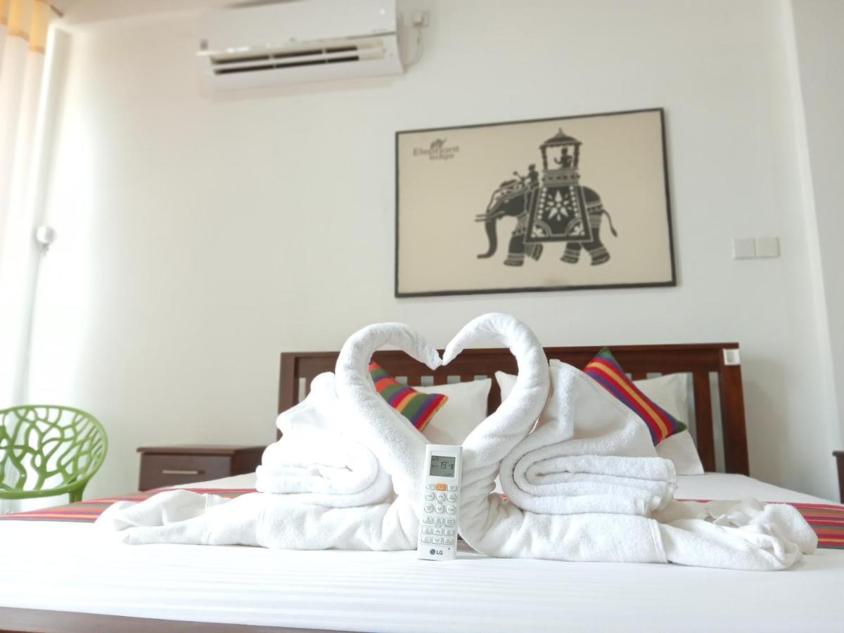 Elephant Park Family Bungalow Udawalawe Kültér fotó